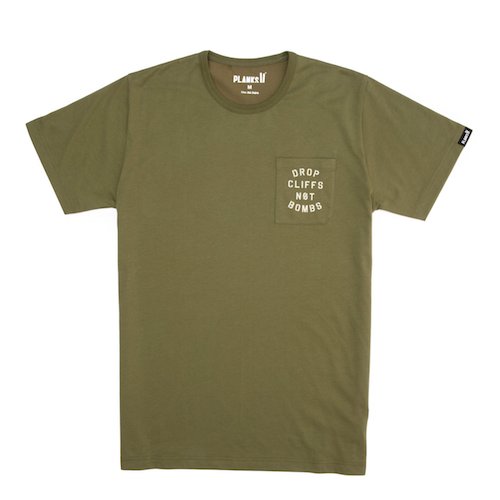 PLANKS DROP CLIFFS POCKET TEE